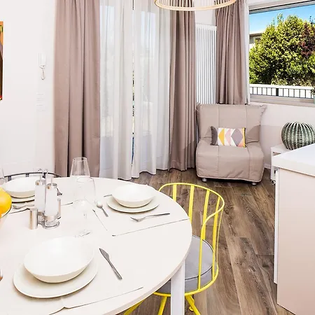 Center Ground Floor With Pool And Garden Apartment Bardolino