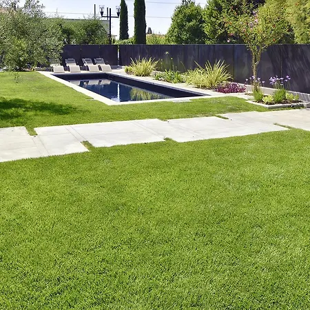 Center Ground Floor With Pool And Garden * Bardolino